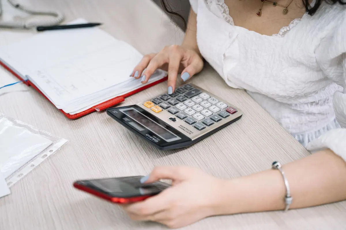 Marmiteira renda por assinatura calculando preço do plano em caderno